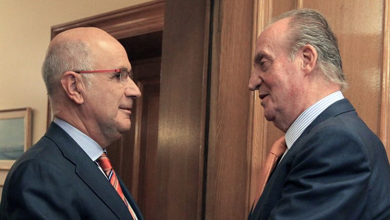 Amaiur le pide al rey que se implique en resolver el "conflicto vasco" y tener grupo propio