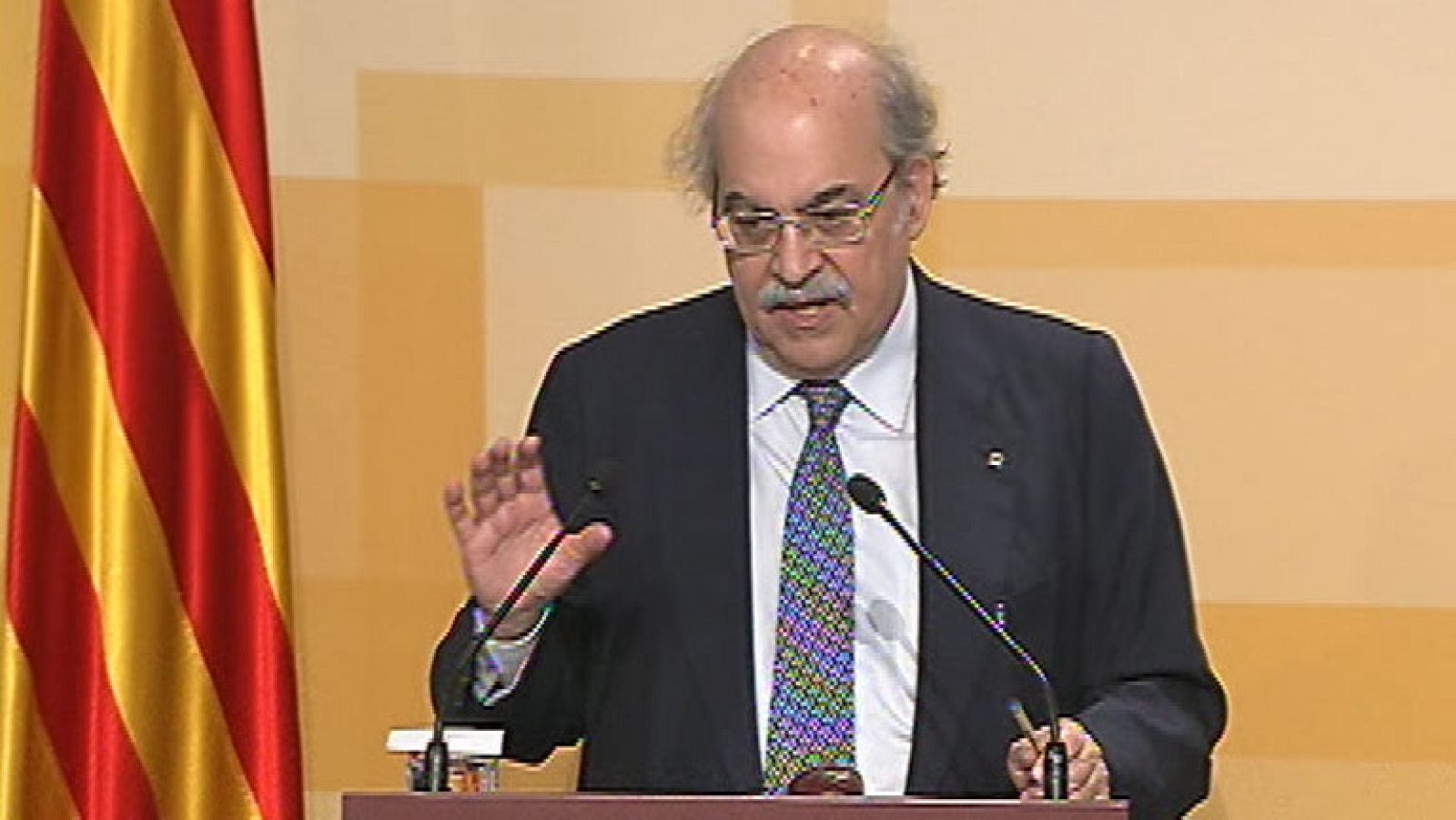 Los funcionarios catalanes recibirán más tarde la paga extra de Navidad