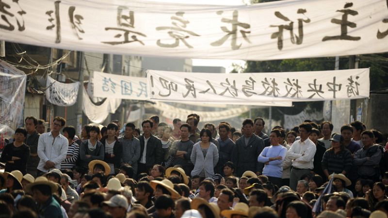 El pueblo chino de Wukan se rebela contra el régimen comunista