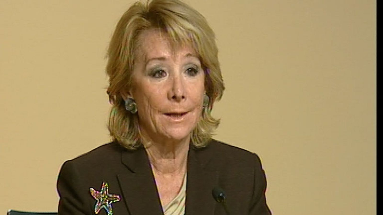 Esperanza Aguirre liberaliza por completo los horarios de comercio en la Comunidad de Madrid