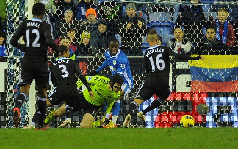 El Wigan empata al Chelsea 'in extremis'; el Newcastle se desfonda