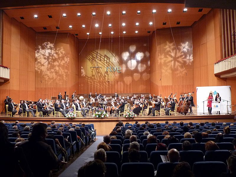 La Orquesta  de RTVE apoya en concierto la campaña 'Un juguete, Una ilusión'