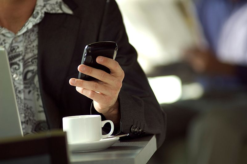 Casi la mitad de los teléfonos móviles españoles ya son 'smartphones'