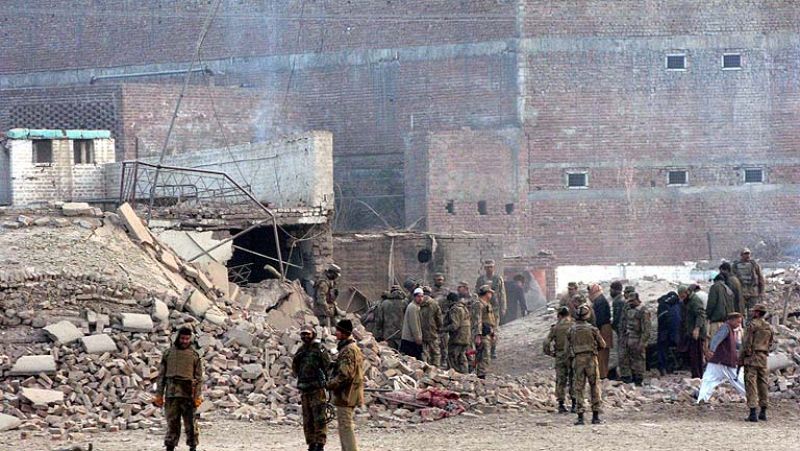 Al menos nueve soldados paquistaníes mueren en un atentado suicida en el noroeste del país