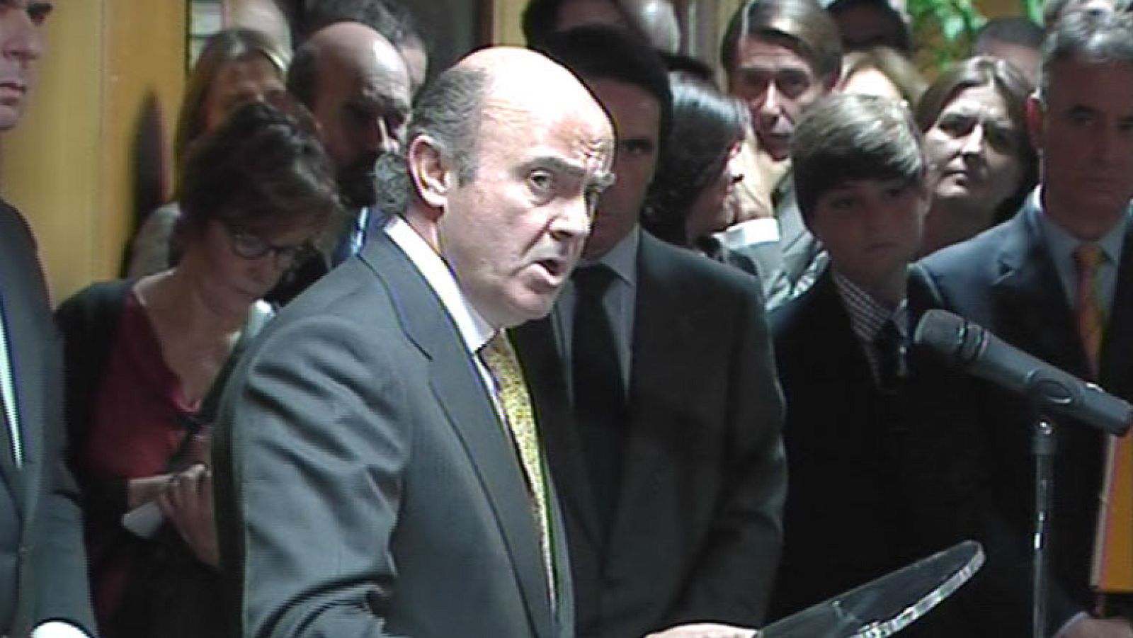 El nuevo ministro de Economía avisa de que vuelve la recesión