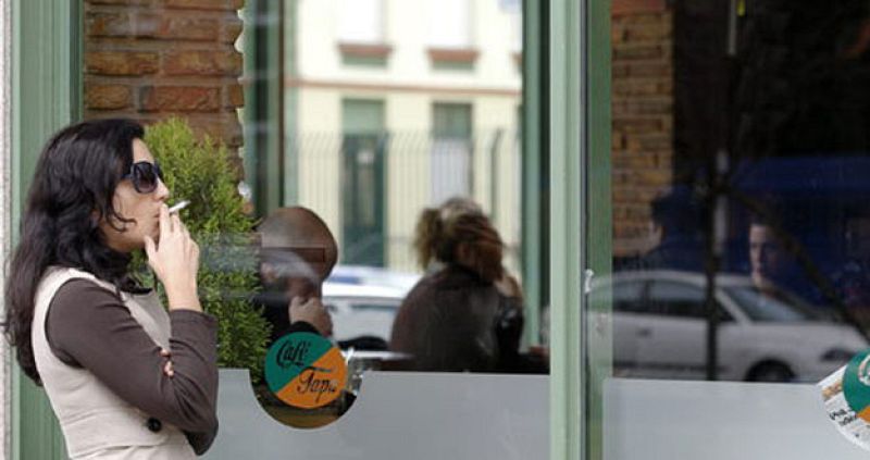 El empleo en la hostelería crece después de un año de aplicación de la ley antitabaco