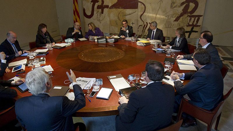 La Generalitat pagará por completo la paga extra de Navidad a los funcionarios con un crédito