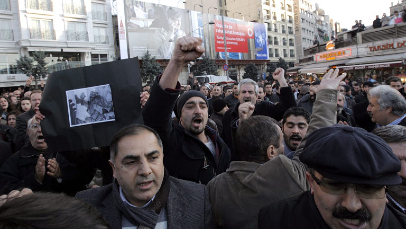 El gobierno turco reconoce el error al matar a 35 civiles