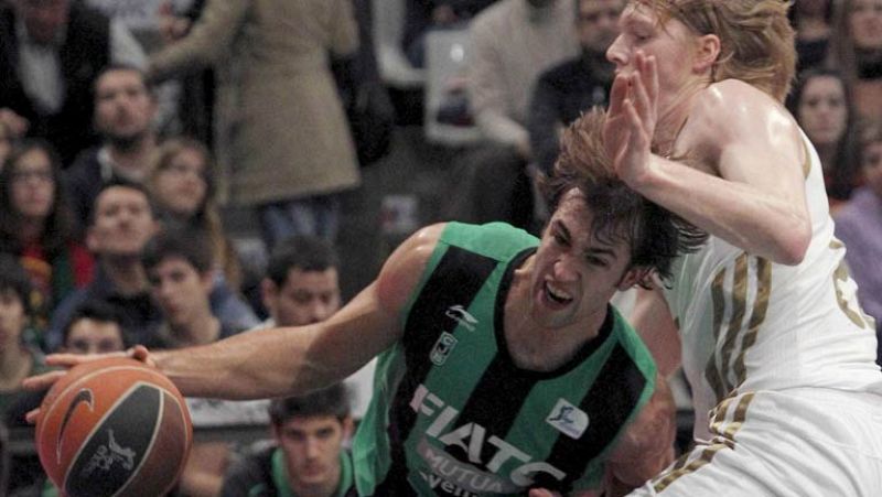 El Real Madrid se deja el liderato en Badalona (78-75)