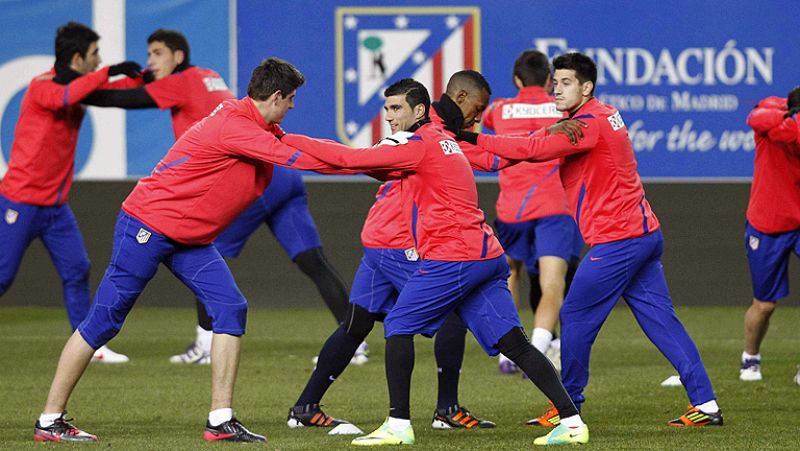 Reyes completa el último entrenamiento del año con el Atlético