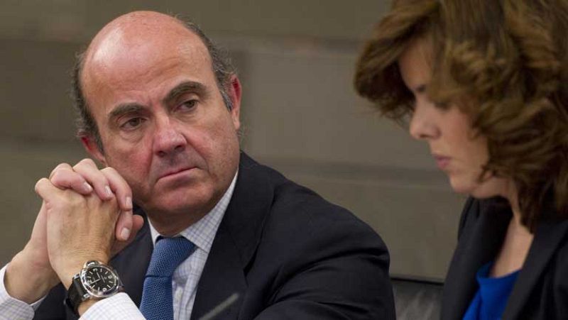 De Guindos: "Había que tomar medidas contra el déficit porque si no nos las habrían impuesto"