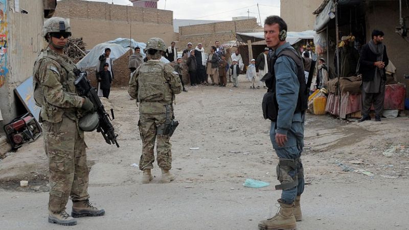 Al menos 12 muertos en los primeros atentados suicidas en Afganistán en 2012