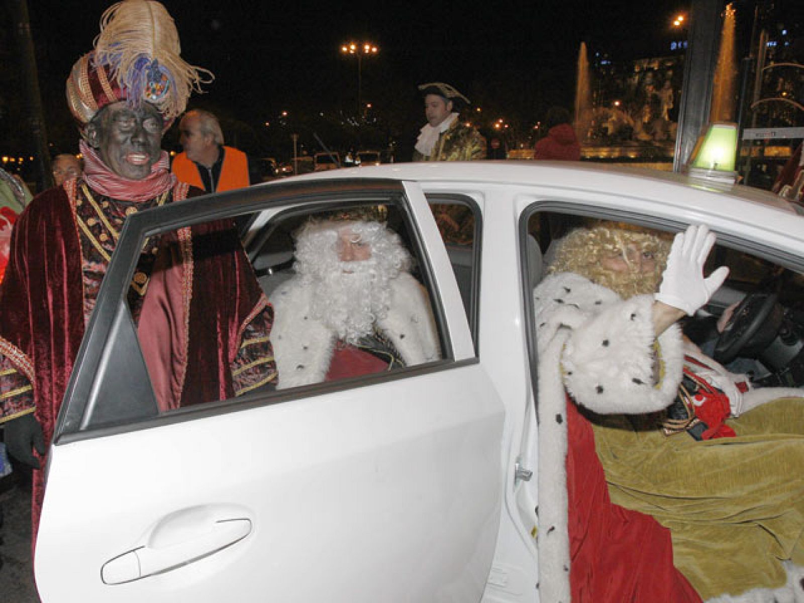 Las cabalgatas de este año mostrarán unos Reyes Magos menos lujosos