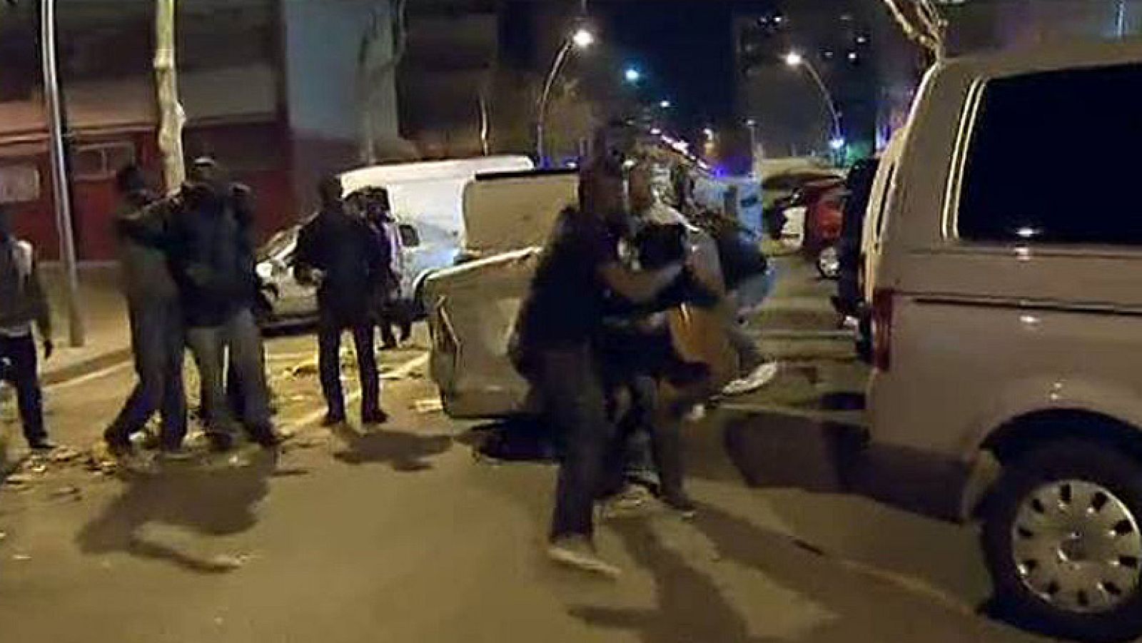 Cuatro personas detenidas por el asesinato de un senegalés en Barcelona - Informativo 24h | Ver