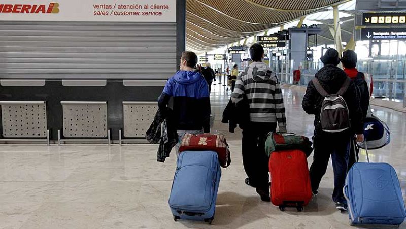 Continúa el pulso entre el Sepla e Iberia, tras la tercera jornada de huelga sin incidentes