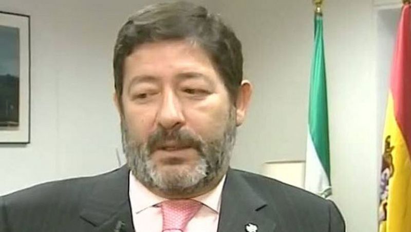 El chófer del exdirector general andaluz de Empleo dice que gastaban ayudas en cocaína