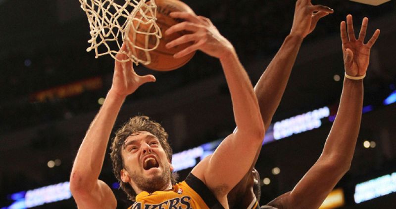 Los "Big Three" de los Lakers fueron demasiado para los Grizzlies