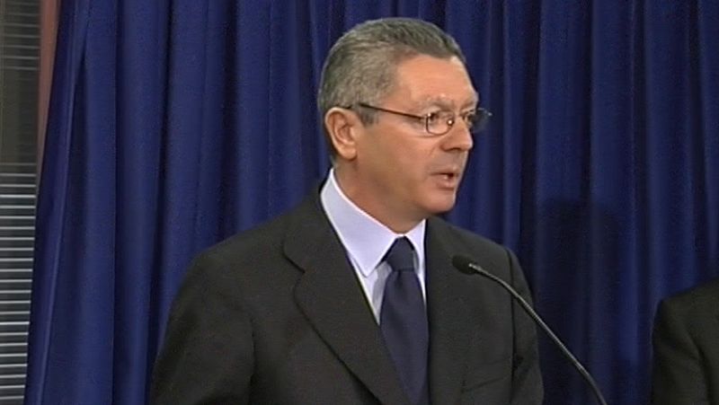 El Gobierno rechaza promover indultos generales a presos de ETA