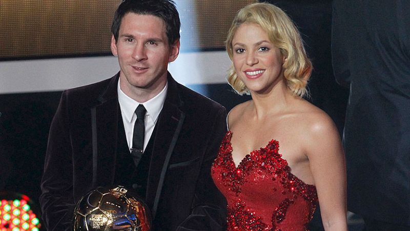 El Balón de Oro de Leo Messi y Aitana Bonmatí llegó en un baúl de