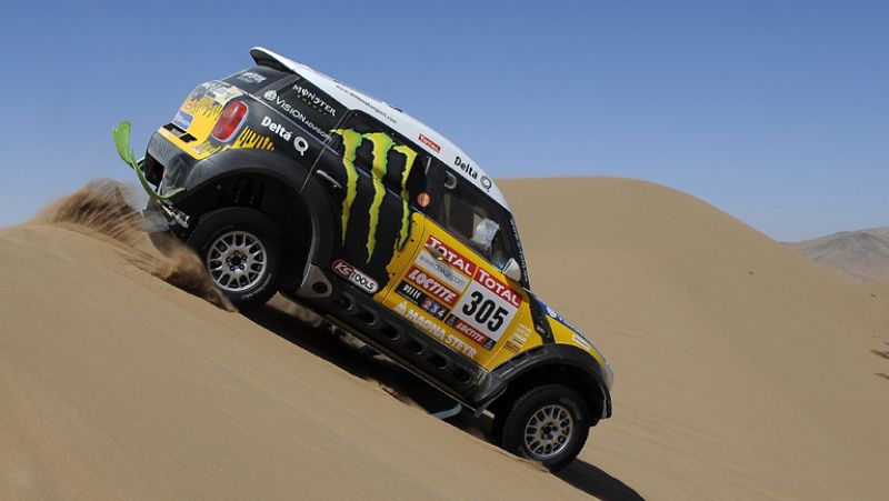 Nani Roma gana la octava etapa del Dakar y Peterhansel queda cuarto