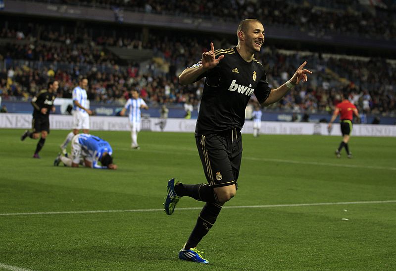 Benzema lleva al Madrid a unos cuartos con sabor a clásico