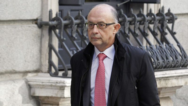 El Congreso aprueba los recortes y la subida de impuestos del Gobierno con los votos de PP y CiU