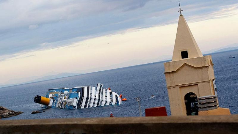 Un crucero de lujo hundido a lo Titanic