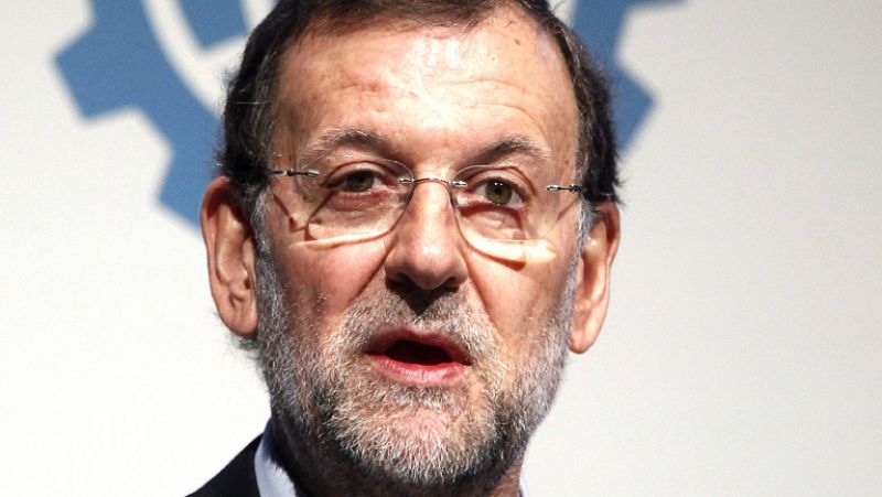 Rajoy pide a los agentes sociales que "pongan algo de su parte" en la reforma laboral