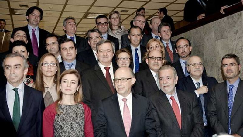 Las CC.AA. se comprometen con la estabilidad y celebran la mejora de la liquidez