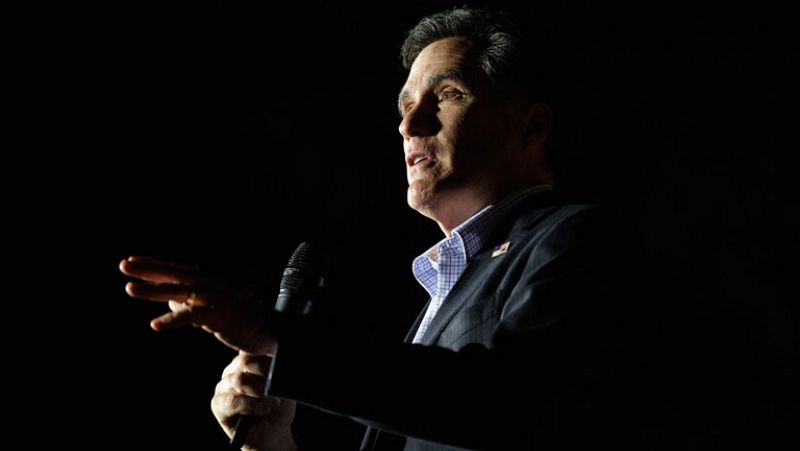 Romney, cantando hacia la victoria en Florida