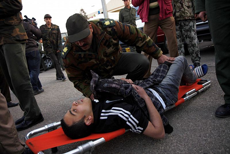 Los hinchas egipcios acusan al Ejército de prepararles una encerrona en Port Said