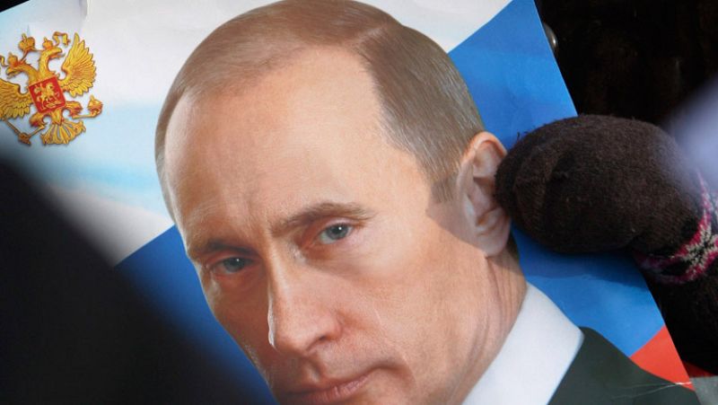 Más de 200.000 personas se manifiestan en Moscú a favor y en contra de Putin