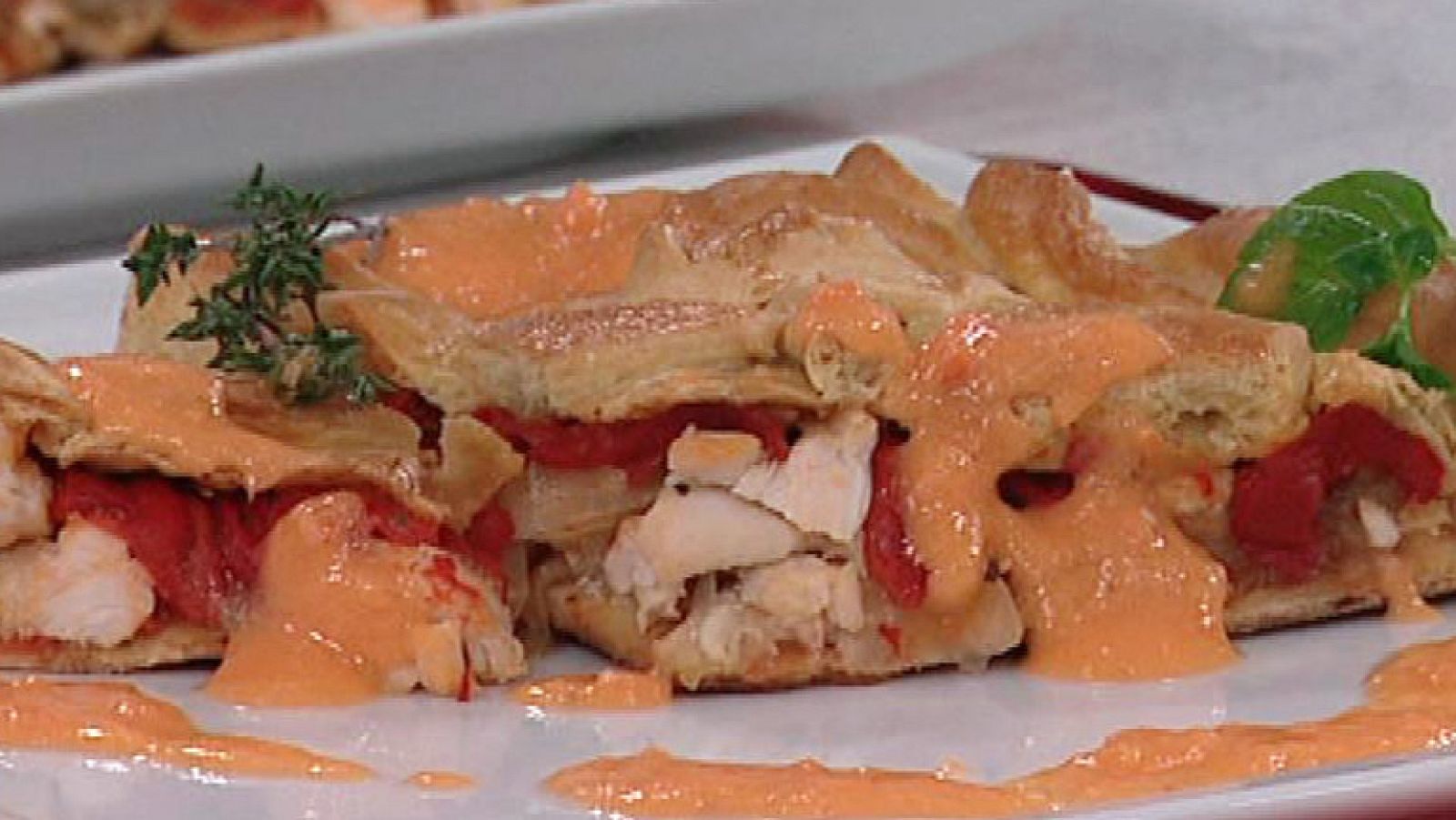 Empanada de pollo con pimientos y cebolla (08/02/2012)