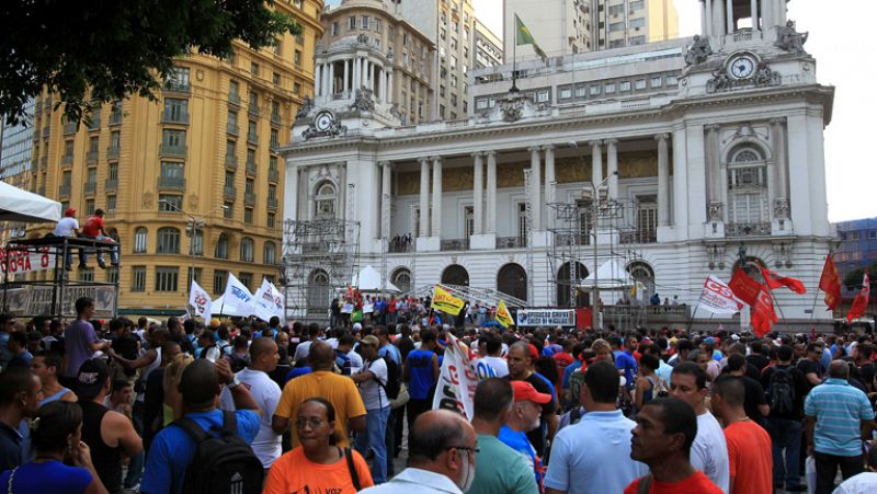 Río de Janeiro se suma a la huelga policial de Bahía a una semana del carnaval