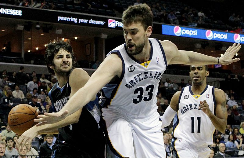 Marc Gasol le ganó la partida a Ricky Rubio