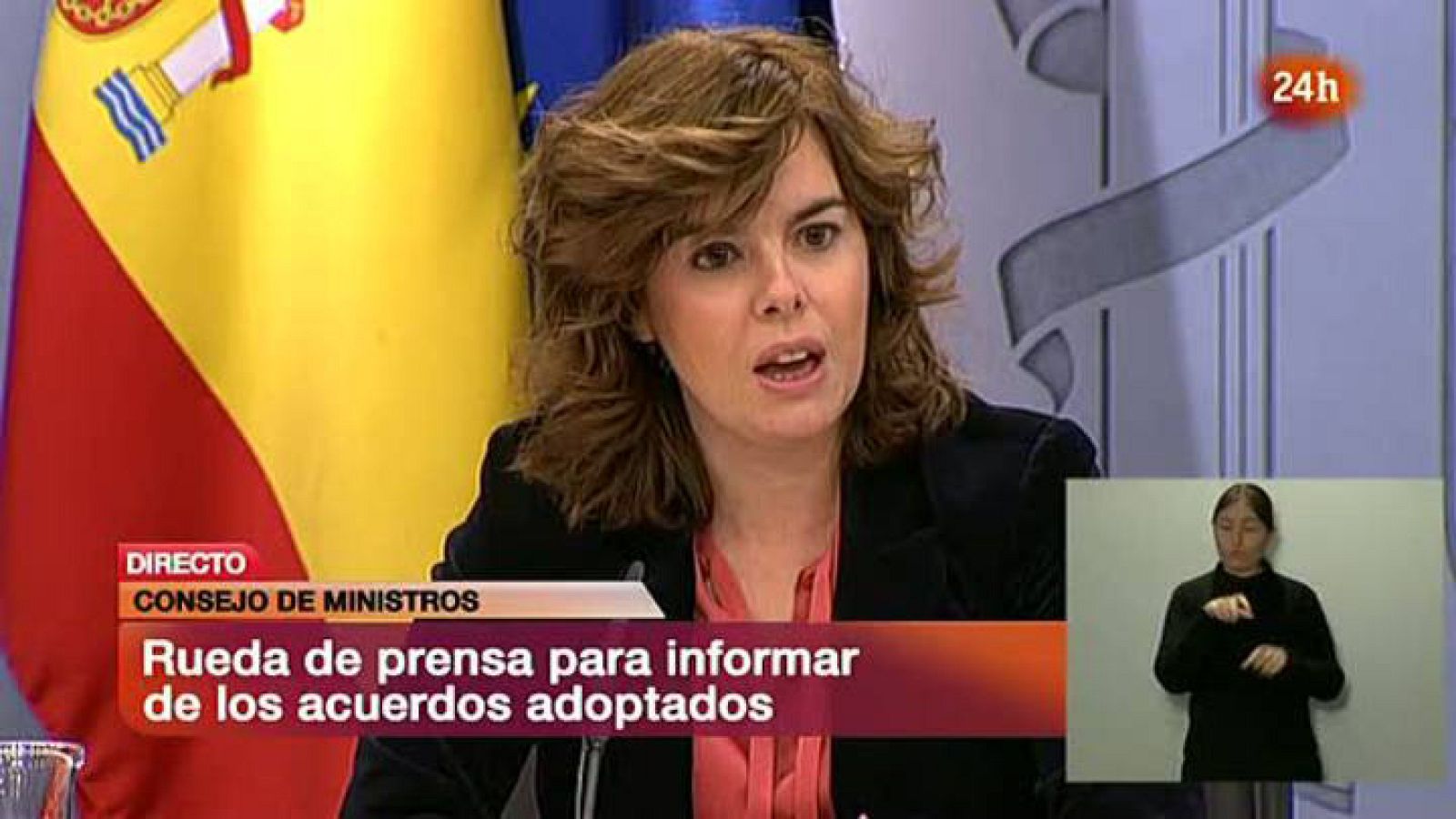 Sáenz de Santamaría llama a la "reflexión" y la "responsabilidad" a quienes critican la sentencia de Garzón