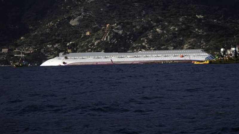 Un vídeo inédito muestra el caos de los mandos del Concordia una hora después del accidente