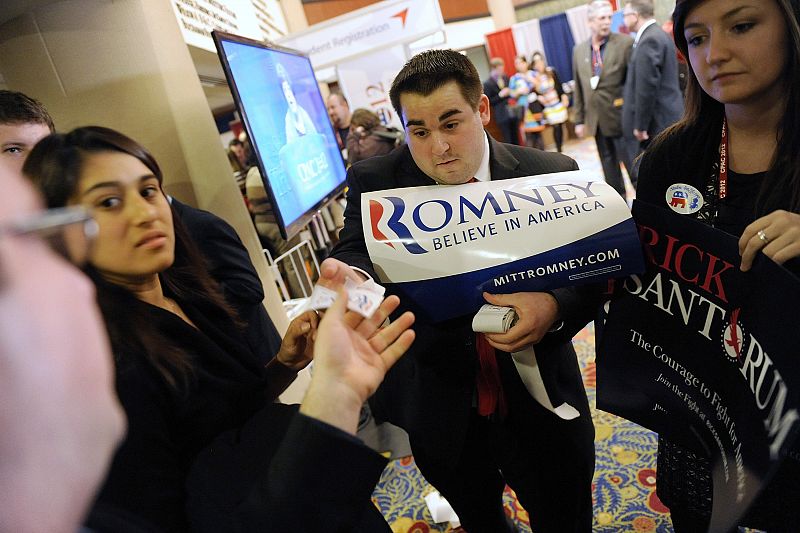 Mitt Romney consigue una ajustada victoria en los 'caucus' de Maine