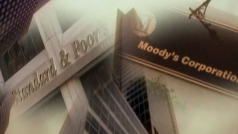 Moody's rebaja la nota de deuda de España junto a otros cinco países de Europa