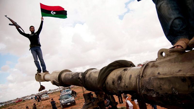 El gobierno de Libia pide que las celebraciones del aniversario de la revuelta sean sin armas