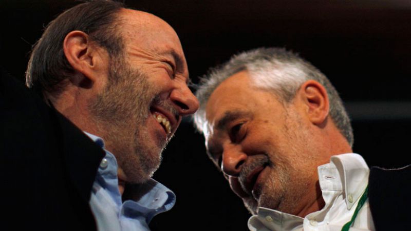 Rubalcaba critica "la campaña repugnante" del PP contra los sindicatos por oponerse a la reforma