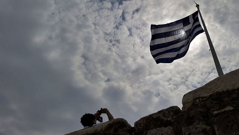 El Eurogrupo estudia los detalles para aprobar de forma definitiva el segundo rescate a Grecia