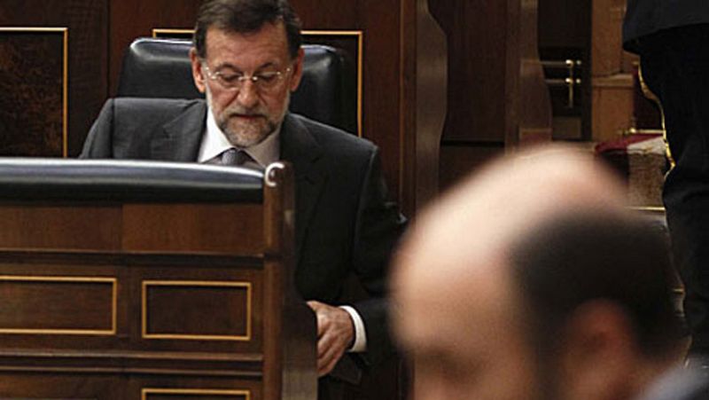 Rajoy dice que el PSOE y los sindicatos se "quedan solos" ante la reforma laboral