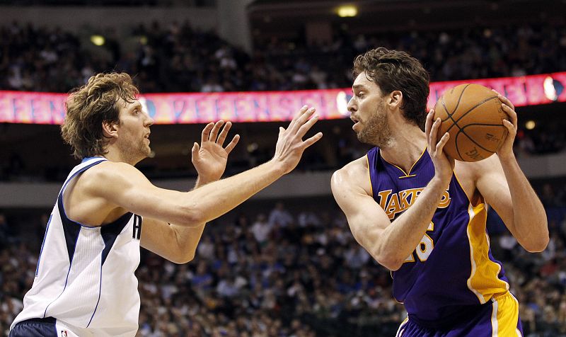 Pau Gasol se reivindica en la victoria de los Lakers ante el vigente campeón