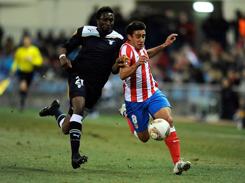 Adrián y Salvio animan el trámite del Atlético ante el Lazio (1-0)