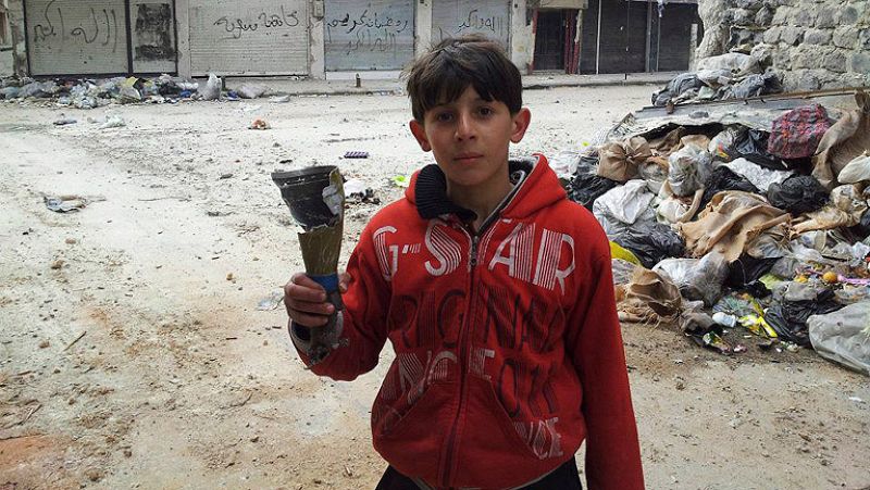 La Media Luna Roja entra en Homs y empieza a evacuar a los heridos sirios, mujeres y niños