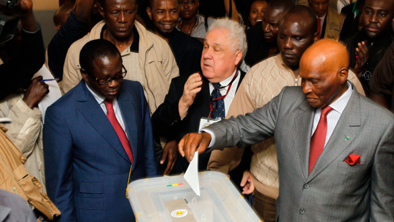 En Senegal celebran las elecciones presidenciales en medio de la peor ola de violencia