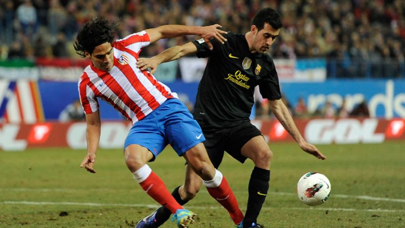 Messi salva a su equipo en el infierno del Calderón (1-2)