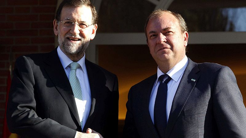 Monago pide a Rajoy el AVE y un plan especial para las comunidades con más paro
