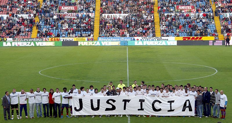 Los aficionados del Levante piden "justicia" para los jugadores de su equipo